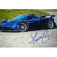 Horacio Pagani autografo su fotografia supercar blu