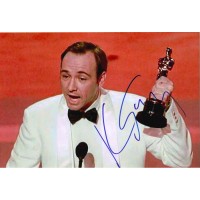 Autografo Kevin Spacey su fotografia a colori